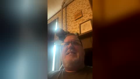 Snapshot of sirdandaman chatting on June 26, 11:31 pm sirdandaman online show from June 26, 11:31 pm