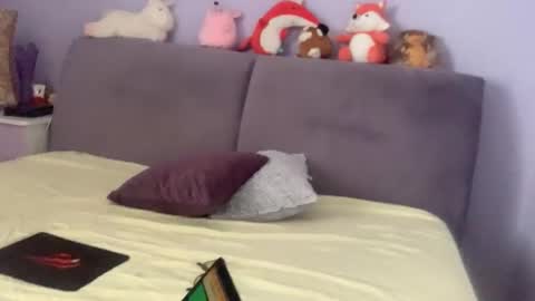 Snapshot of sirena2025 chatting on September 13, 9:53 am sirena2025 online show from September 13, 9:53 am