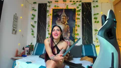 Snapshot of sirius_smith chatting on May 25, 4:46 pm koral online show from May 25, 4:46 pm