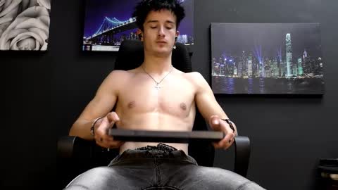 SirReedy online show from February 9, 5:55 am