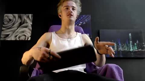 SirReedy online show from March 20, 6:07 am