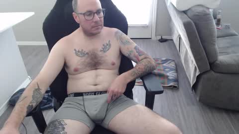 Sir Scotty online show from December 4, 8:40 pm