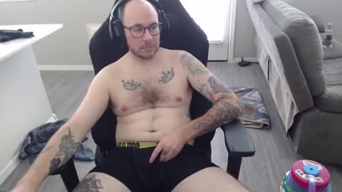 Sir Scotty online show from December 15, 10:37 pm