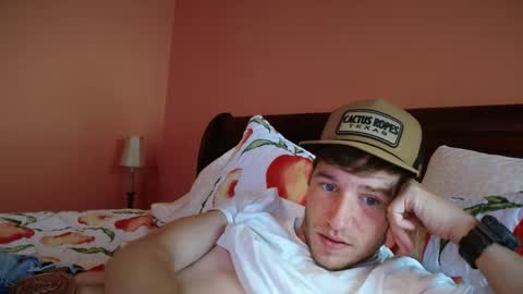 Snapshot of siscohater chatting on October 7, 9:23 pm James online show from October 7, 9:23 pm