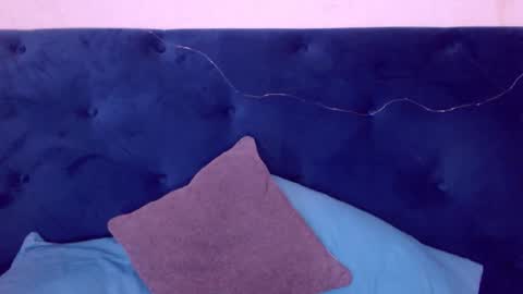 sisifire online show from March 10, 8:15 am