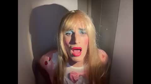 Ash sissy online show from December 15, 2:59 pm