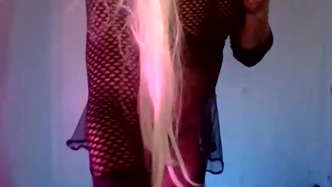 Mica online show from January 17, 12:26 am