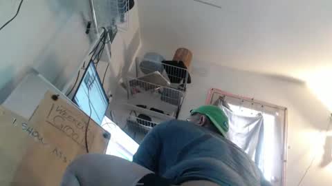 RESPONDS WELL TO ... online show from October 18, 12:35 am