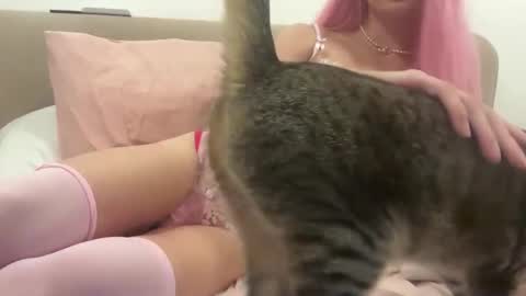 Snapshot of sissydoll_bella chatting on September 21, 5:58 pm SissyDollBella online show from September 21, 5:58 pm