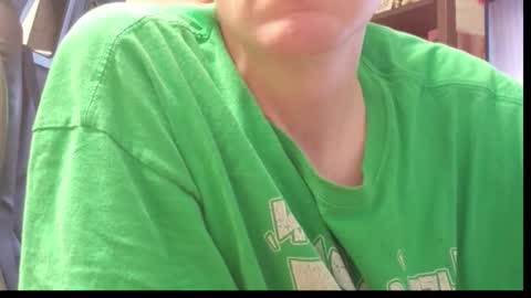 sissyicy online show from December 21, 11:06 am