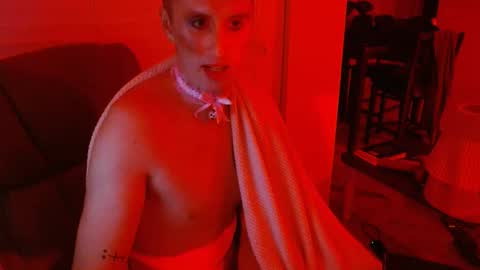 Snapshot of sissyrachelsis chatting on January 17, 11:30 pm sissyrachelsis online show from January 17, 11:30 pm