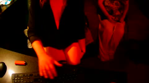 red online show from September 27, 1:27 pm