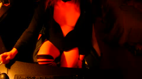 red online show from October 20, 12:44 am