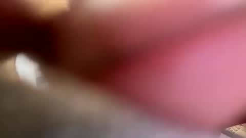 Snapshot of sissyriann chatting on January 17, 5:41 pm sissy cock whore online show from January 17, 5:41 pm