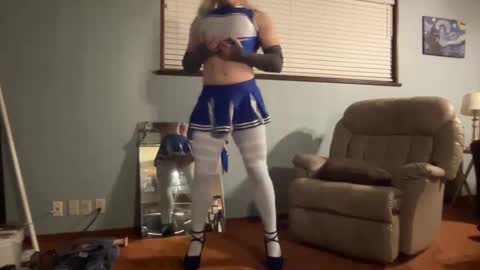 sissysloot9000 online show from September 14, 5:39 am