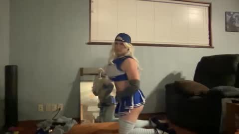 sissysloot9000 online show from June 6, 4:39 am