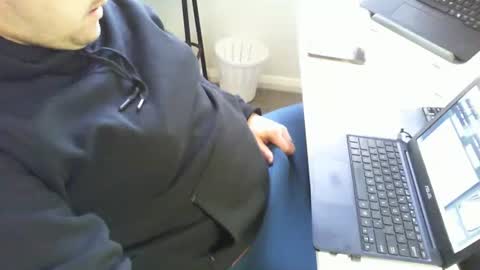Snapshot of sissyslutmattbray chatting on May 26, 3:35 am Sissy Matt Bray online show from May 26, 3:35 am