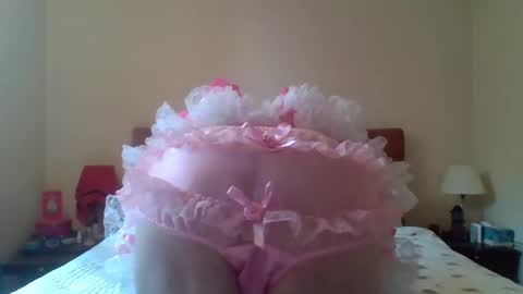 sissysteph00 online show from February 18, 3:19 pm