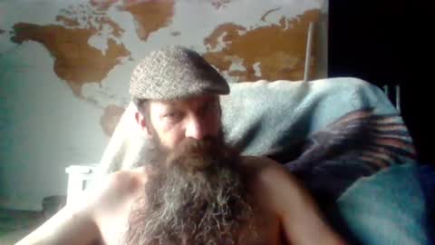 sitonmybeardxxx online show from June 7, 7:28 pm