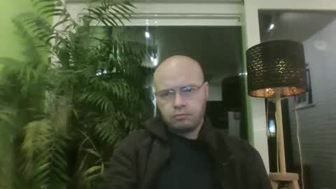 sixten19795 online show from January 13, 6:29 am