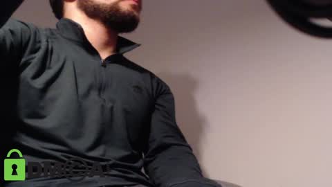 Snapshot of skankhunt9000 chatting on December 8, 5:18 am Your Master MasterD9000 online show from December 8, 5:18 am