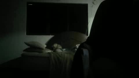 Snapshot of skanky_little_dolls chatting on November 19, 2:17 pm skanky_little_dolls online show from November 19, 2:17 pm