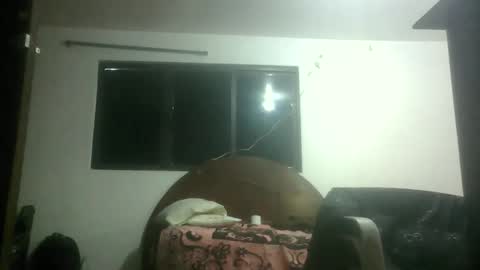 Snapshot of skanky_little_dolls chatting on February 20, 5:57 pm skanky_little_dolls online show from February 20, 5:57 pm