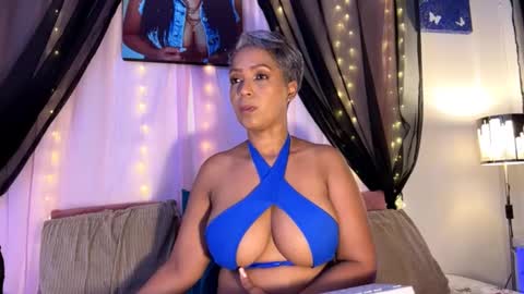 Skarlleth online show from November 1, 9:06 pm