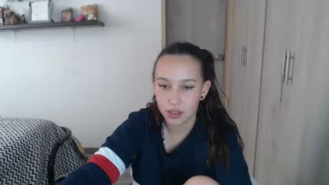 Alice online show from December 11, 9:45 pm