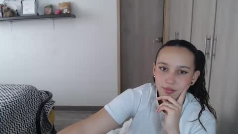 Alice online show from December 12, 7:15 pm