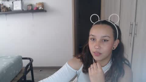 Alice online show from December 20, 6:35 pm