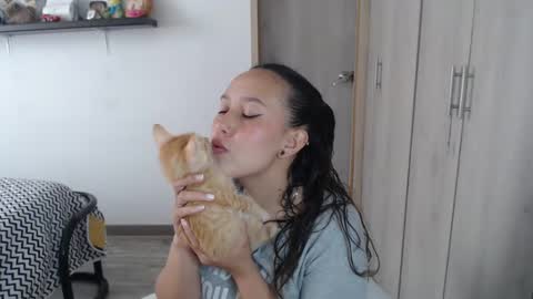 Alice online show from January 7, 7:59 pm