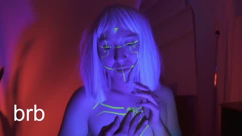 Im Scarlett  ONLINE  5pm-10pm NYC time  online show from December 20, 12:49 pm