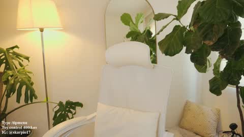 Snapshot of skarpio17 chatting on March 1, 5:26 pm Im Scarlett ONLINE 5pm-10pm NYC time online show from March 1, 5:26 pm