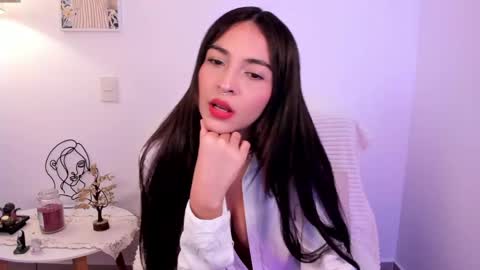 Snapshot of skeeter_cb chatting on May 20, 4:02 pm Skeete CHRISTMAS SHOW THIS DECEMBER 24 CHECK OUT MY AMAZON LIST AND MAKE ME HAPPY online show from May 20, 4:02 pm
