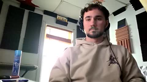 skimaskcouple89108 online show from February 17, 9:54 pm