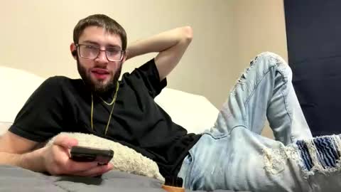 Snapshot of skinndick214 chatting on March 14, 10:42 am daddy online show from March 14, 10:42 am