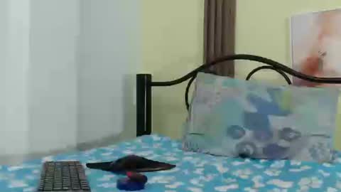 skinny online show from June 14, 7:49 pm