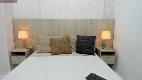 Emily Rojas online show from November 16, 7:30 pm