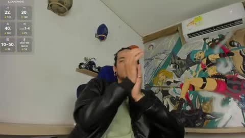 Snapshot of skinny_mac_ chatting on May 3, 4:24 pm Mac online show from May 3, 4:24 pm