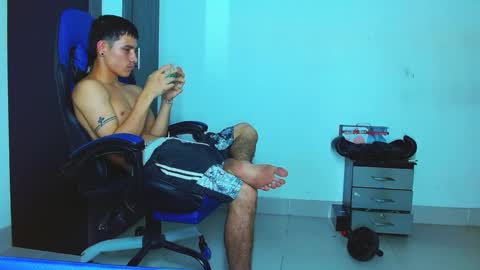 skinny marked online show from February 16, 12:52 am