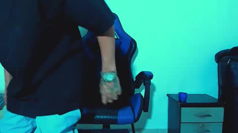 skinny marked online show from November 5, 12:43 am