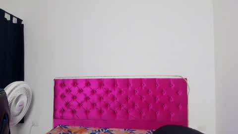 sam online show from July 17, 4:52 am
