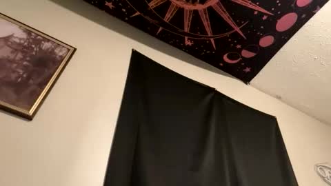 skinnyangel21 online show from December 3, 4:42 am