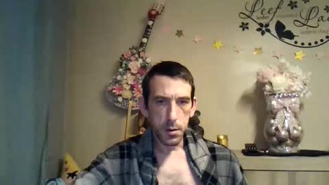 Snapshot of skinnybigcock2 chatting on October 26, 6:08 am SkinnyBigCock2 online show from October 26, 6:08 am