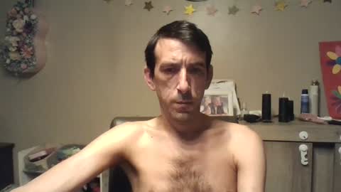 Snapshot of skinnybigcock2 chatting on June 25, 12:54 am SkinnyBigCock2 online show from June 25, 12:54 am