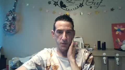 Snapshot of skinnybigcock2 chatting on July 13, 5:54 am SkinnyBigCock2 online show from July 13, 5:54 am