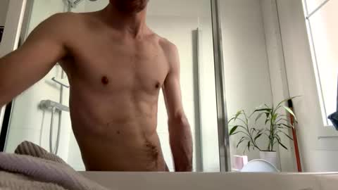 Snapshot of skinnybigdk chatting on May 28, 2:36 pm skinnybigdk online show from May 28, 2:36 pm