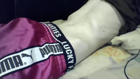 skinnycuteb0y online show from June 27, 1:54 am