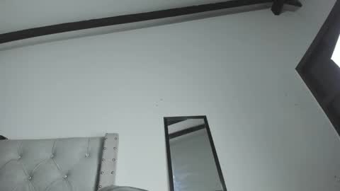 skinnydevil1 online show from February 18, 3:13 am